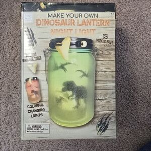 NIB! Hapi Nest Make Your Own Dinosaur Lantern Night Light - Green